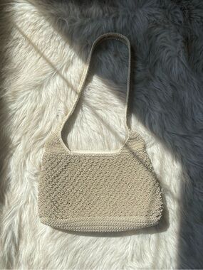 Liz Claiborne Vintage Beige Crochet Summer Shoulder Bag